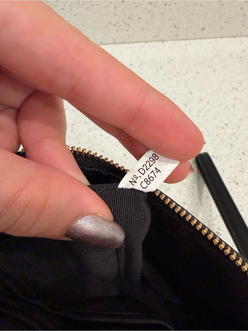 Coach C8674 Women's Wristlet, Small - Beige Signature Canvas With Bee Print EUC
